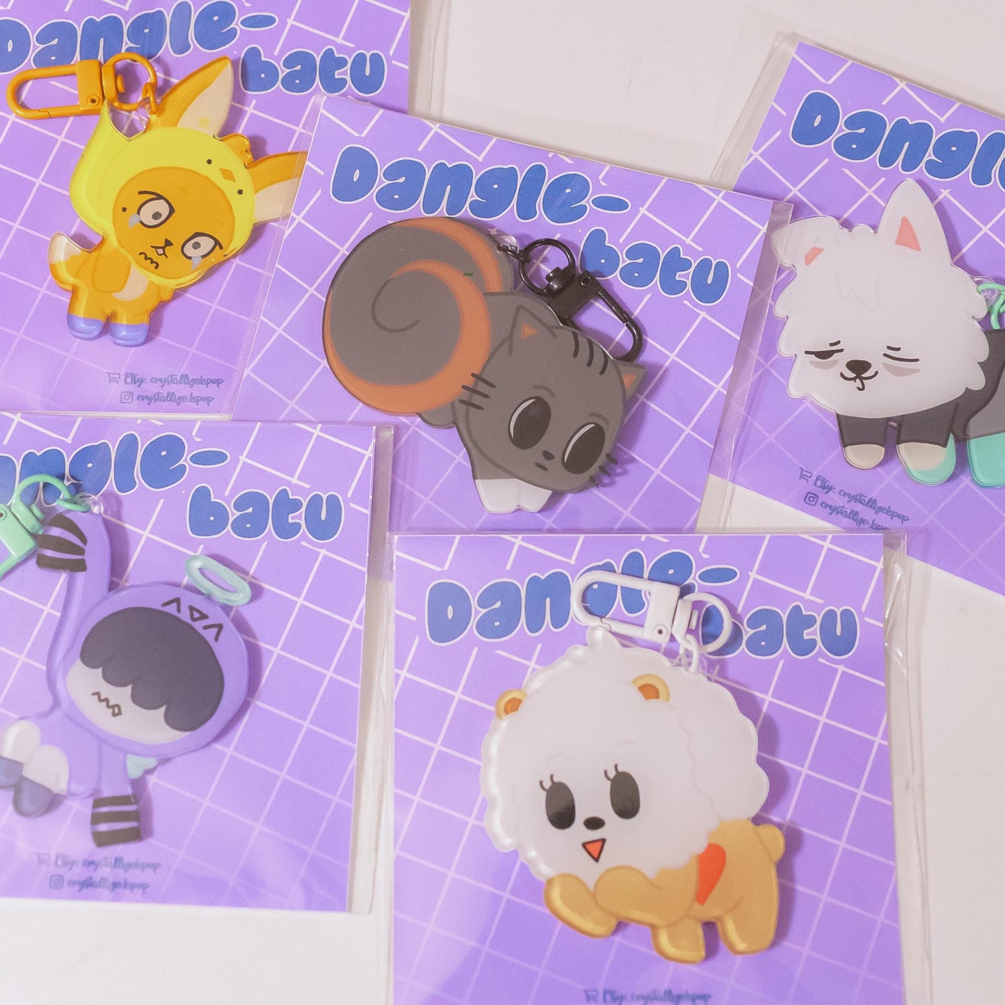 Dangle-batu Keychains