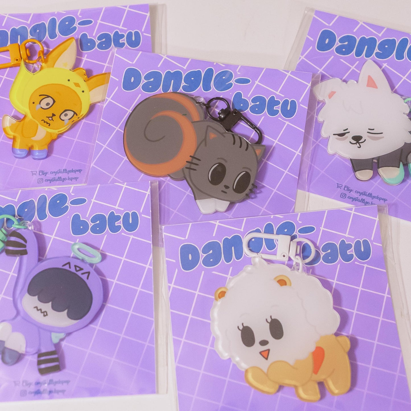 Dangle-batu Keychains