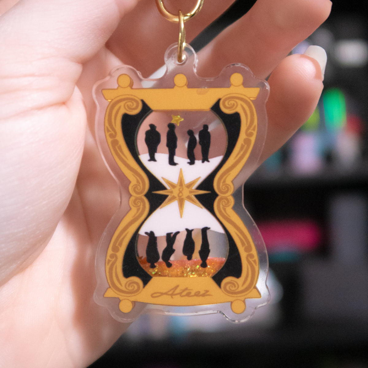 New World Glitter Shaker Keychain