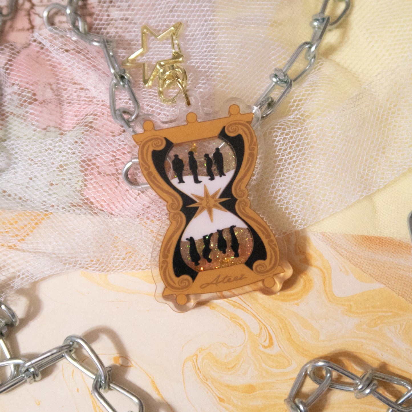 New World Glitter Shaker Keychain