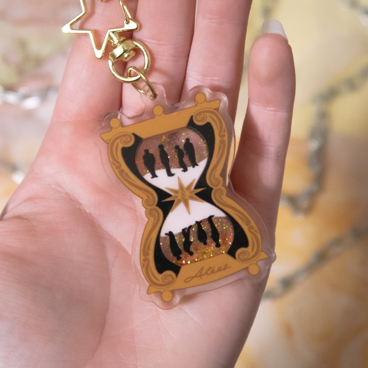 New World Glitter Shaker Keychain